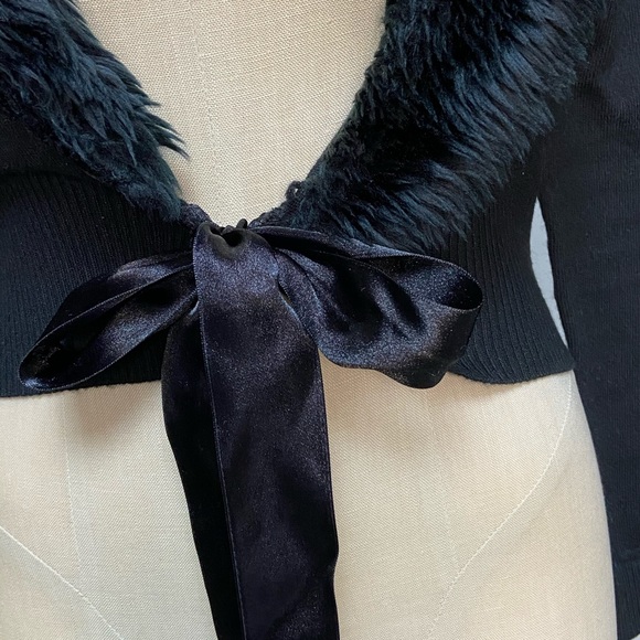 One Step Up Elegant Black Sweater - Picture 4 of 7